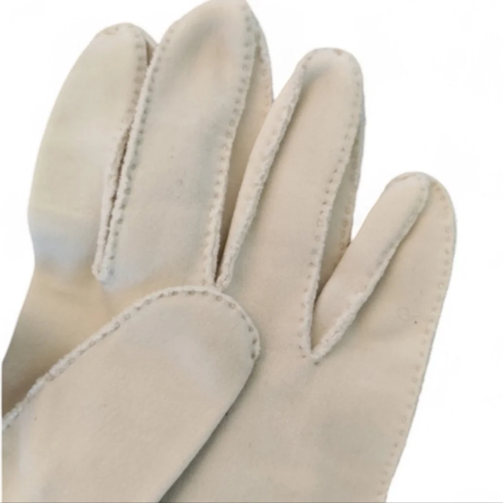 VINTAGE Long Cream Gloves Large Retro Formal Off White Costume